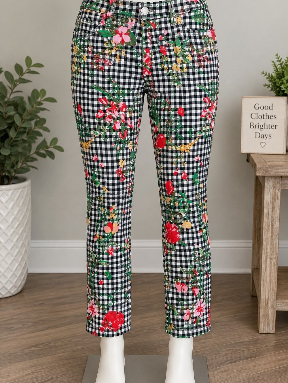 Jules & Leopold Black Gingham Leggings with Red & Green Floral Print A8